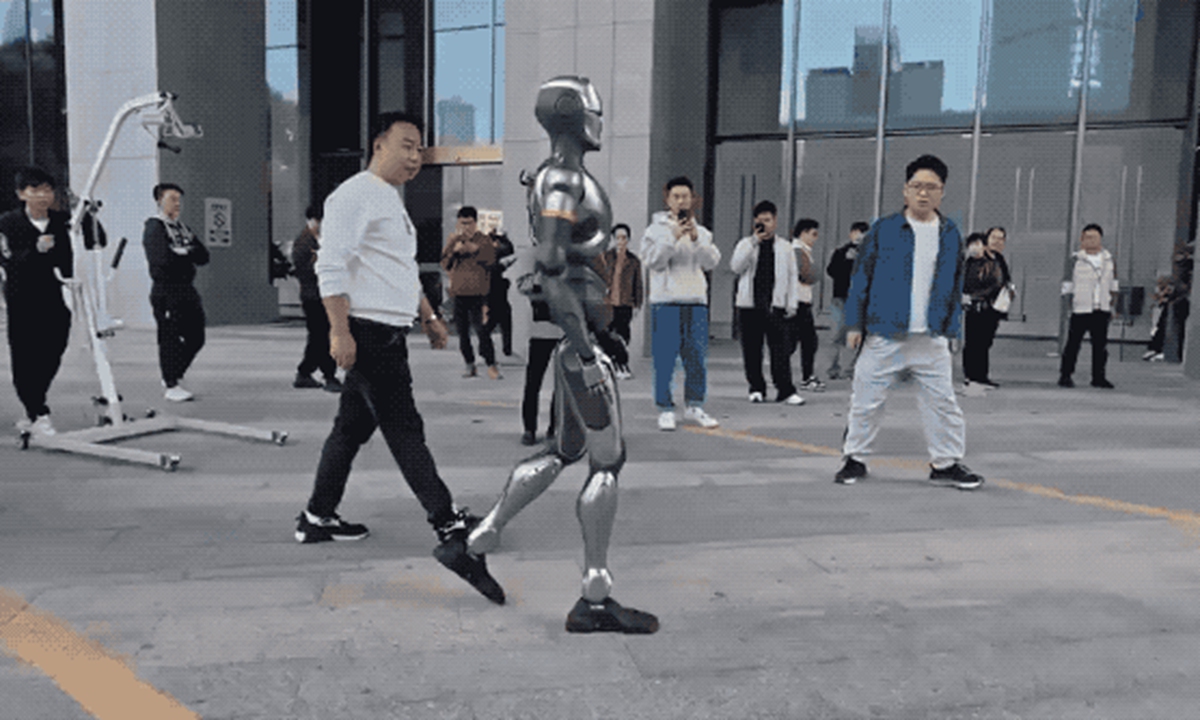 這位埃及球